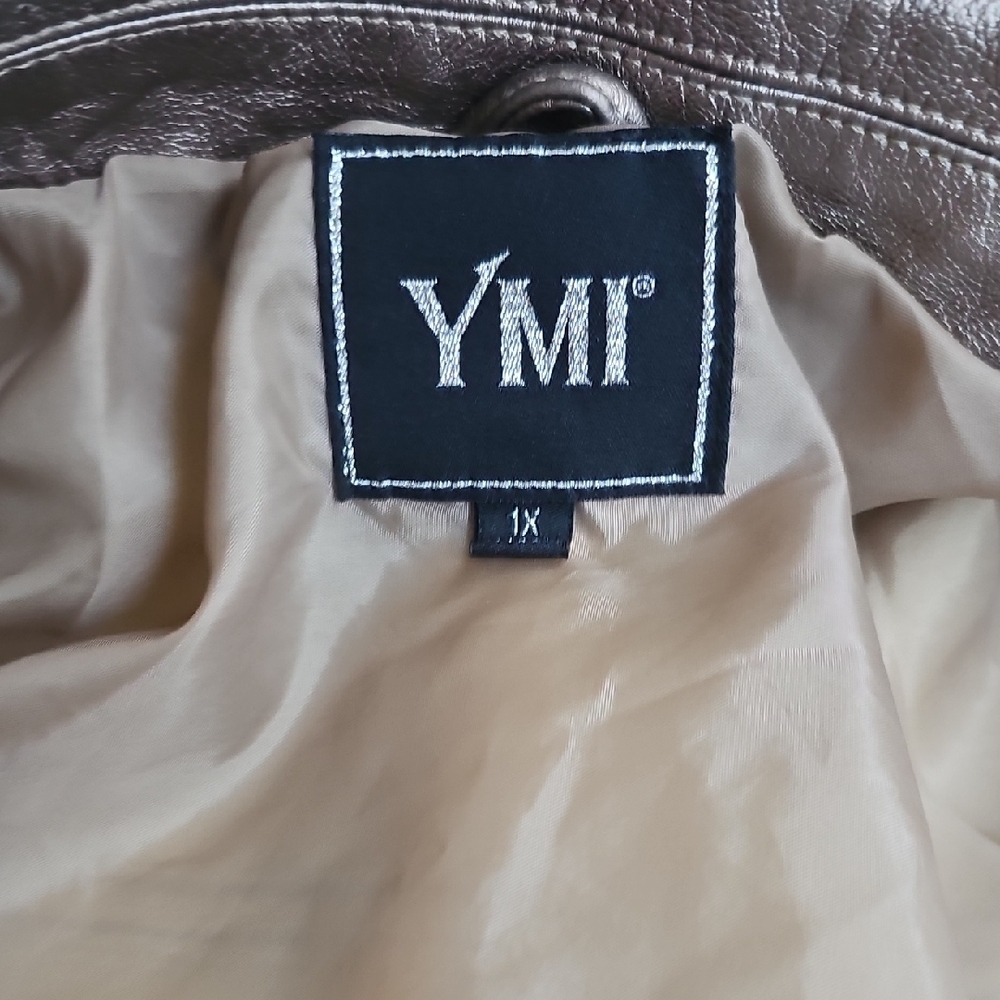 YMI Women's Shimmering Silver Leather Jacket - Picture 3 of 3